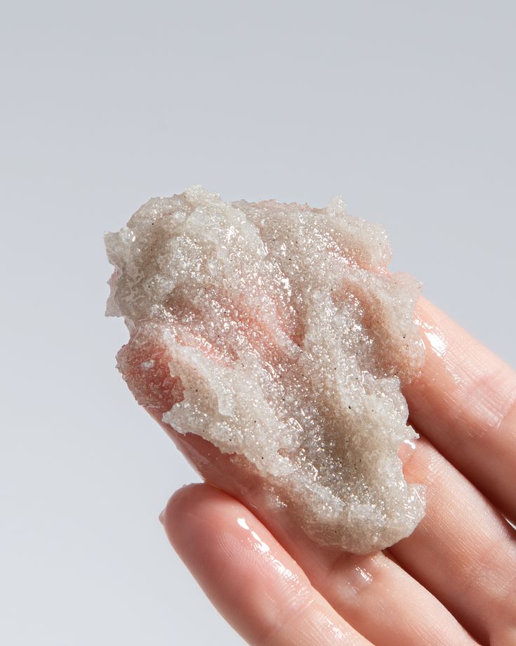 ¿Debo Exfoliarme el pelo?